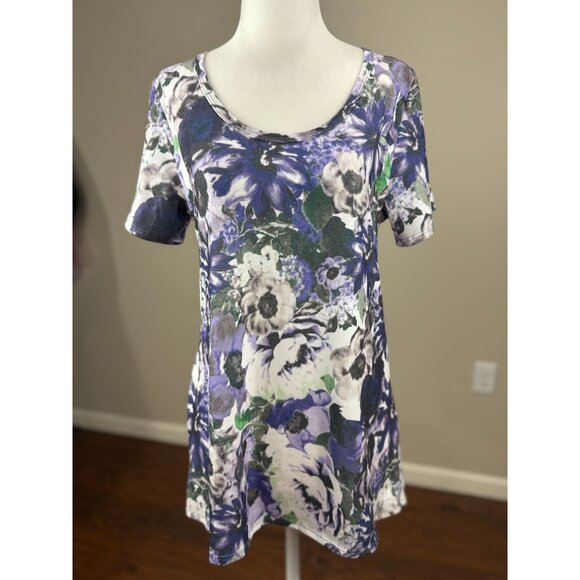 NEW LuLaRoe Womens Knit Tunic Top S Short Sleeve Purple Green Floral Scoop Neck - Picture 1 of 8
